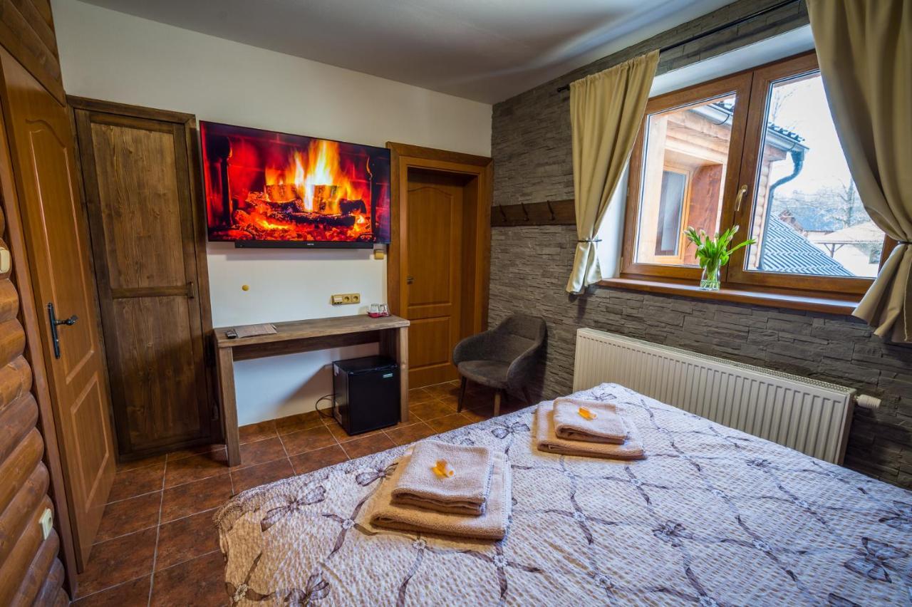 Ranch Jestrebice Hotell Hermanicky Eksteriør bilde