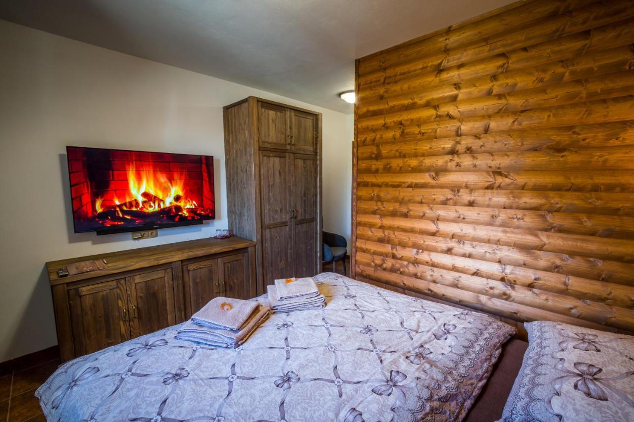 Ranch Jestrebice Hotell Hermanicky Eksteriør bilde