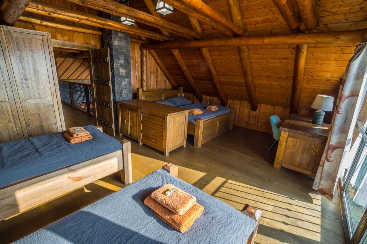 Ranch Jestrebice Hotell Hermanicky Eksteriør bilde